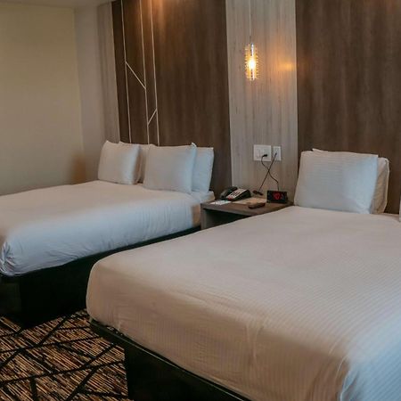 סאות' יוסטון Surestay Hotel By Best Western Houston Southeast מראה חיצוני תמונה