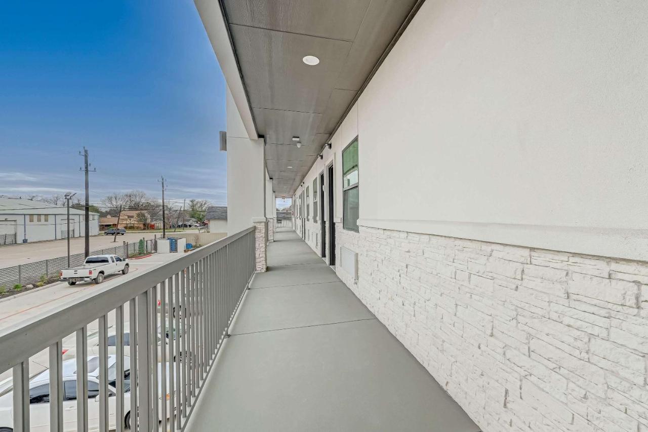 סאות' יוסטון Surestay Hotel By Best Western Houston Southeast מראה חיצוני תמונה
