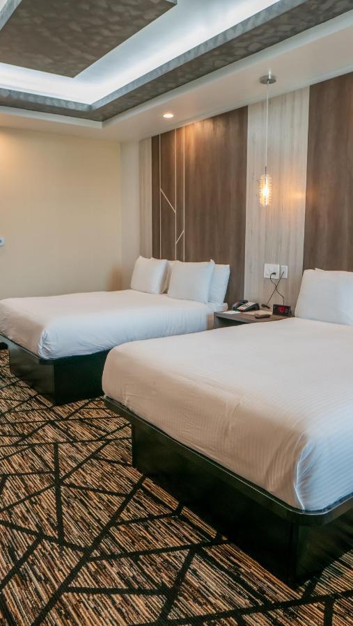 סאות' יוסטון Surestay Hotel By Best Western Houston Southeast מראה חיצוני תמונה