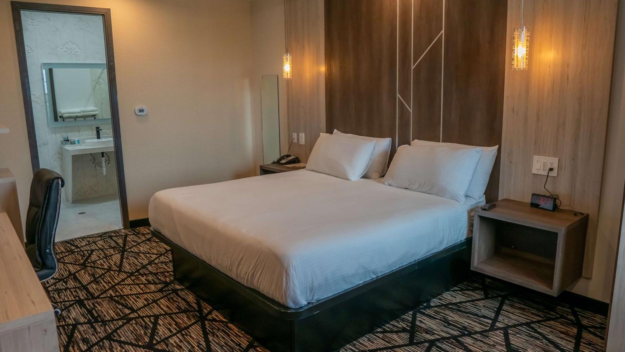 סאות' יוסטון Surestay Hotel By Best Western Houston Southeast מראה חיצוני תמונה