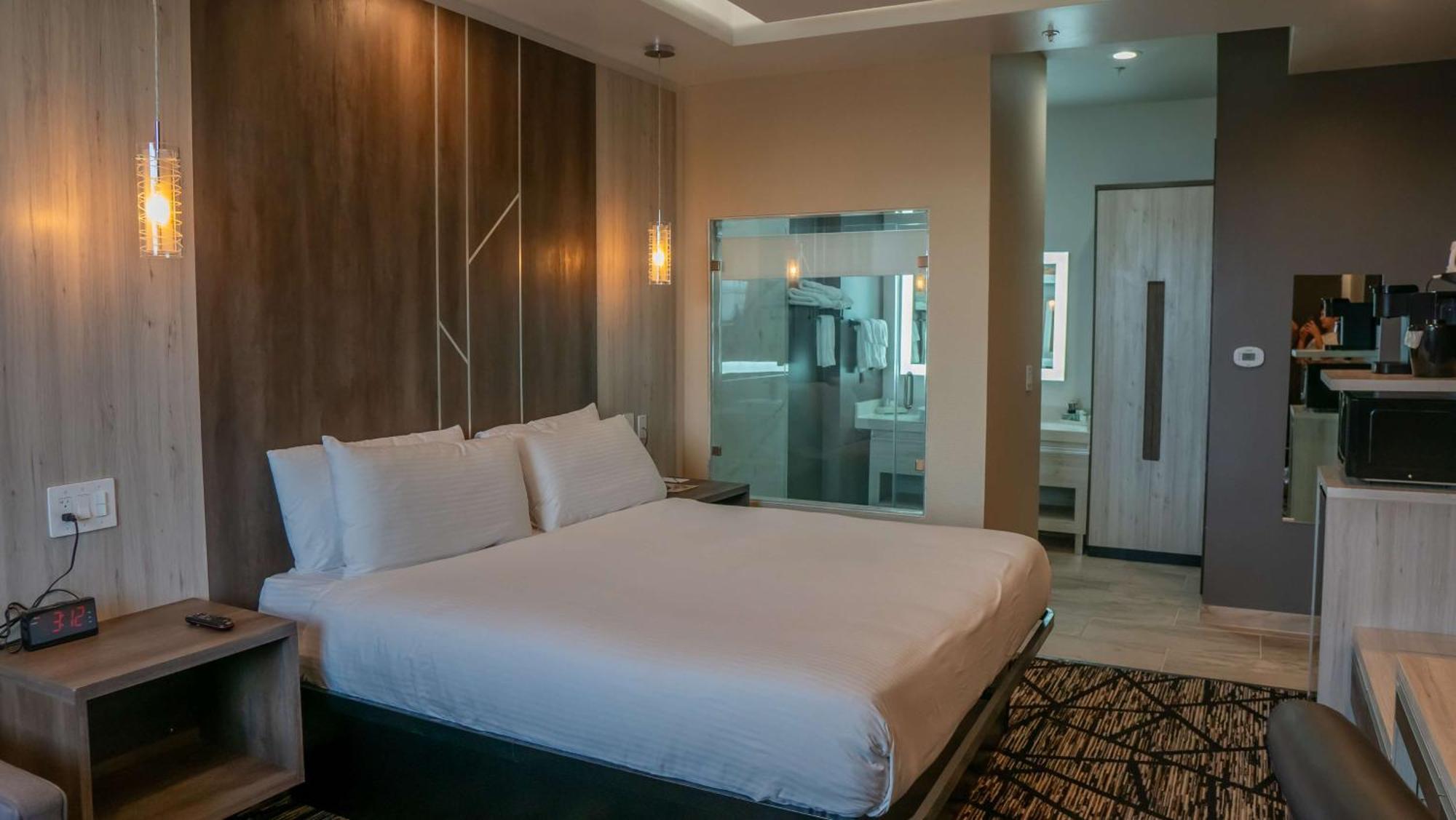 סאות' יוסטון Surestay Hotel By Best Western Houston Southeast מראה חיצוני תמונה